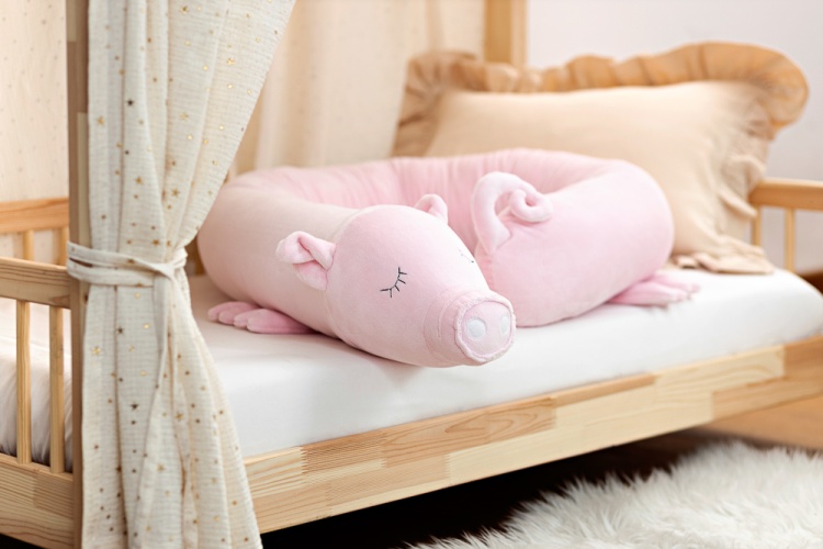 senlove &amp; cuddlerest bed bumper pig.jpg